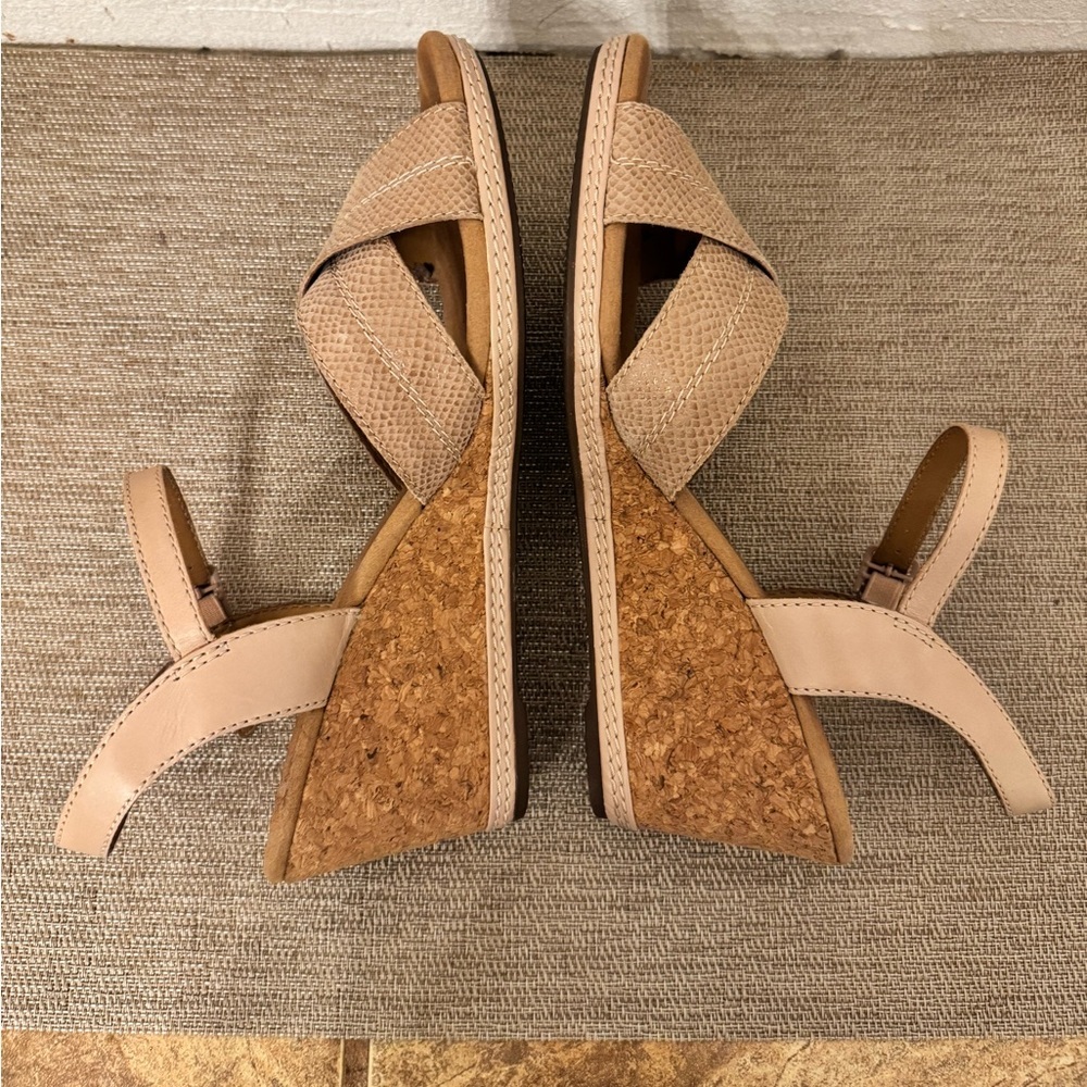 Clarks Helio Latitude Wedge Sandal - Picture 4 of 6
